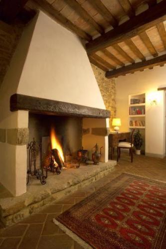 La Locanda Del Borgo Pietralunga  Luaran gambar