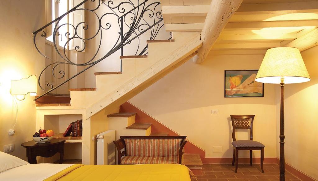 La Locanda Del Borgo Pietralunga  Bilik gambar