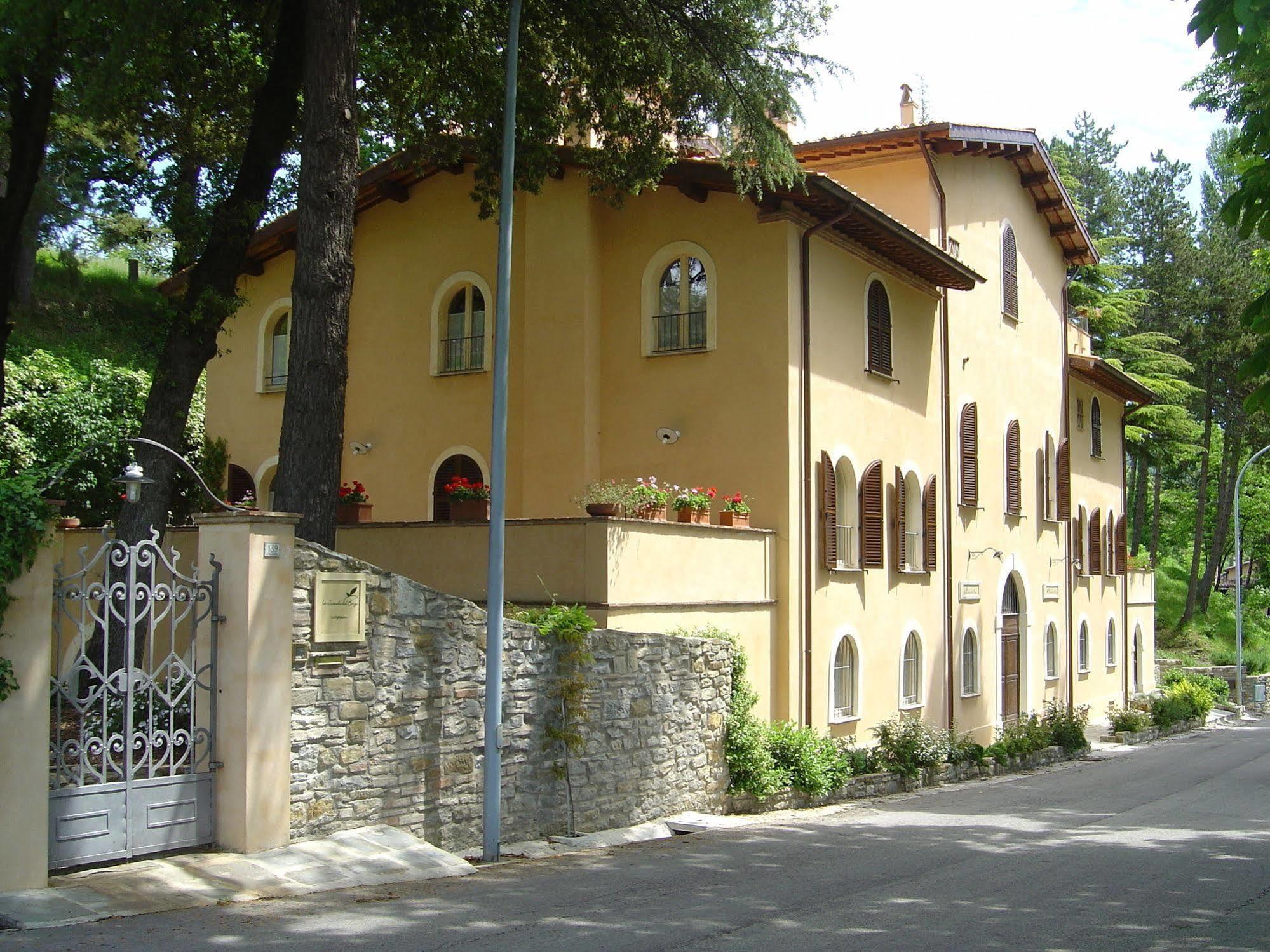 La Locanda Del Borgo Pietralunga  Luaran gambar